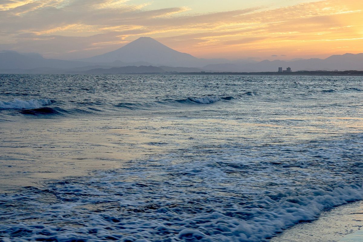 鵠沼海岸から見る富士山（2026年5月）